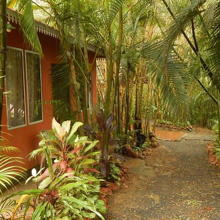 Sunbird Garden Resort Krishnagiri Kültér fotó
