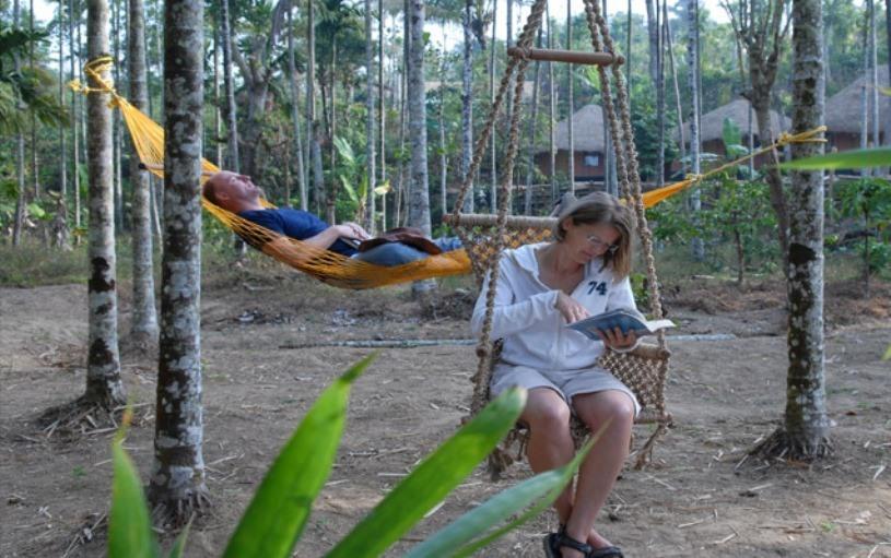 Sunbird Garden Resort Krishnagiri Kültér fotó